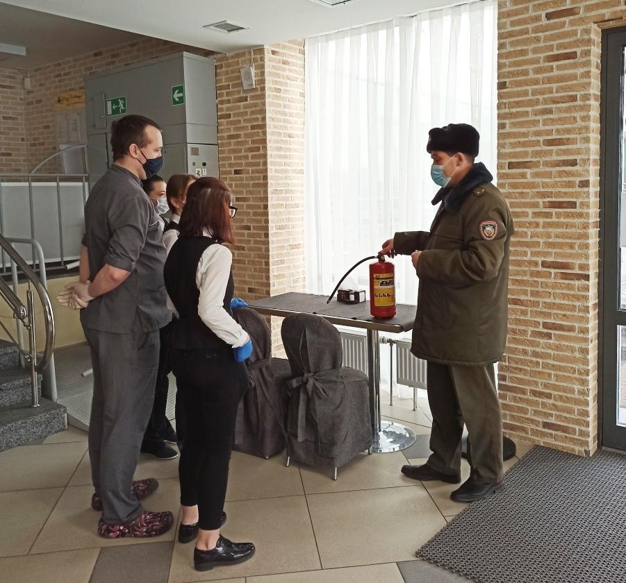 В рамках акции «За безопасность вместе» прошла встреча с работниками КУП «Гостиницы столицы»