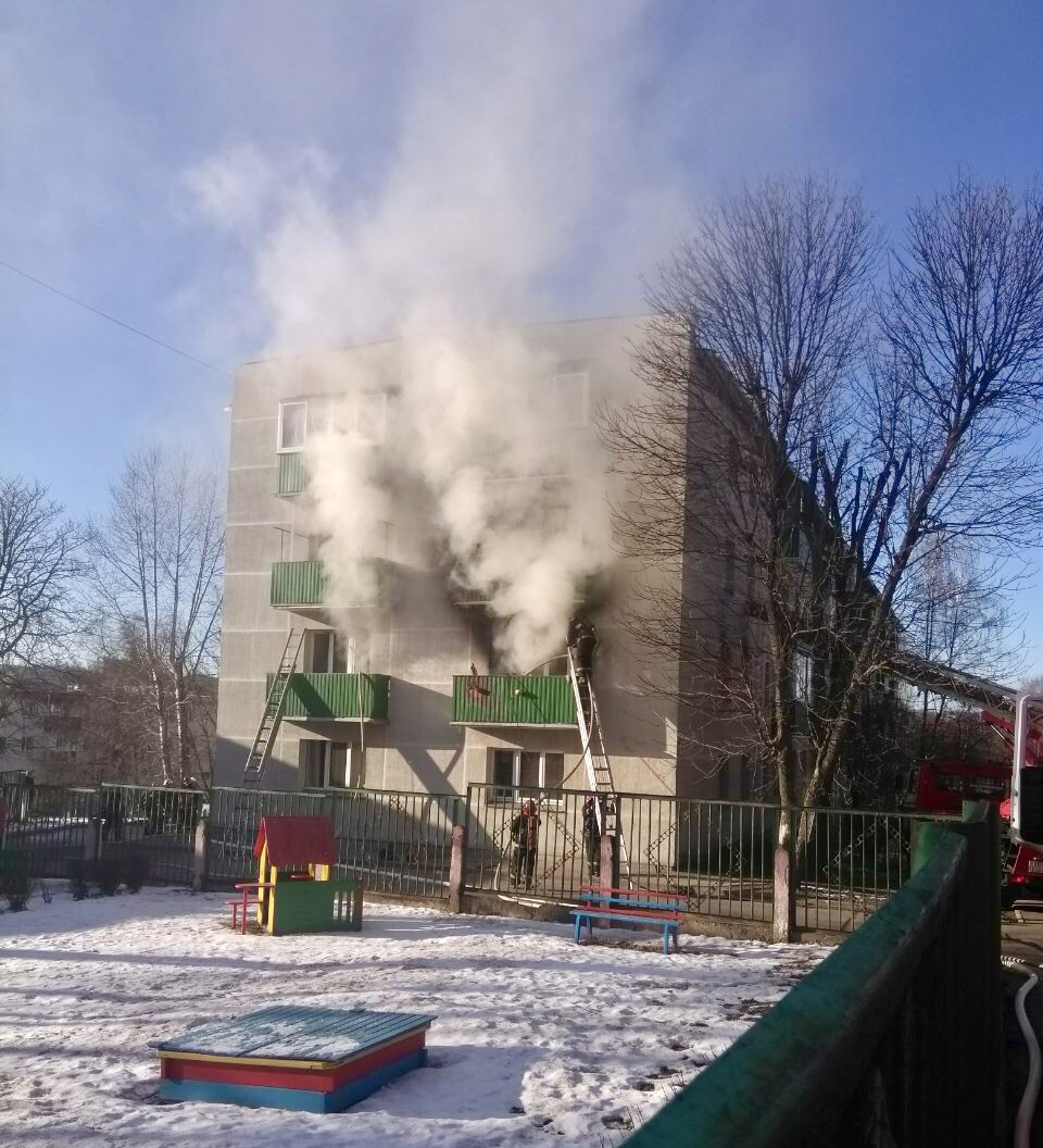 Пожар в столичной квартире по ул.Лермонтова: 12 человек спасено, 7 госпитализированы