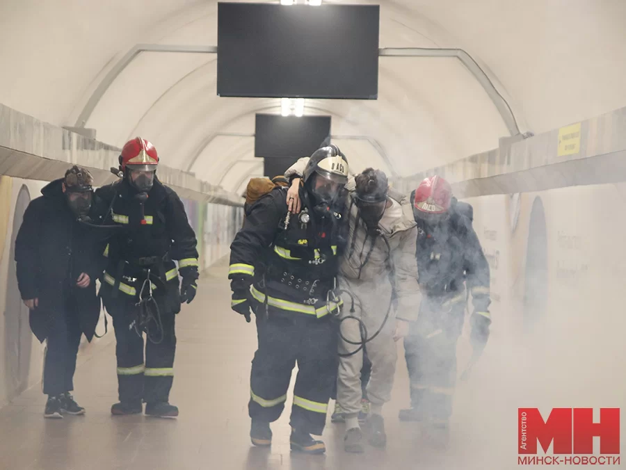 Пожар на станции метро «Октябрьская»: в ночь на 15 марта МЧС провело тактико-специальные учения (Минск-Новости)