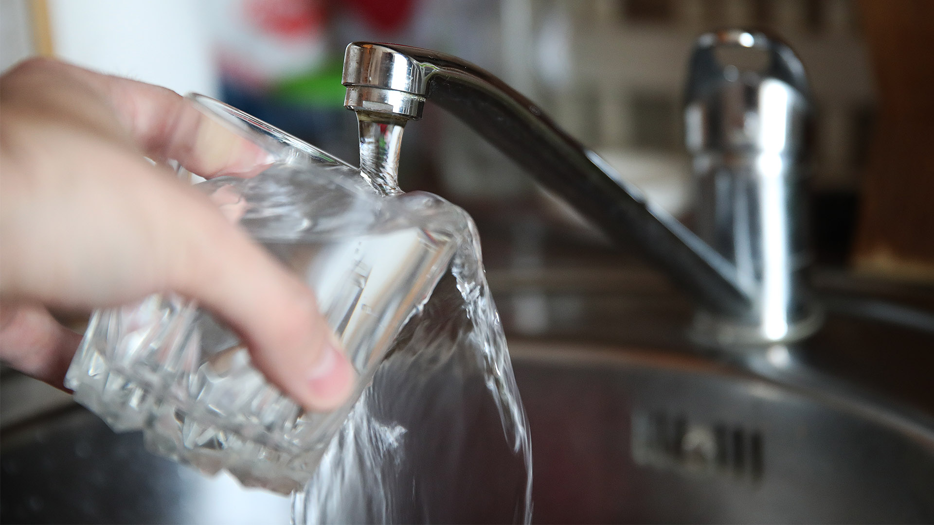 Информация по повреждению водовода на ул. Уборевича: вода питьевого качества поступила в квартиры минчан